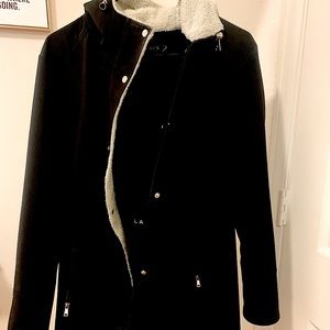 Gently used Ralph Lauren Coat with hood, size M!
